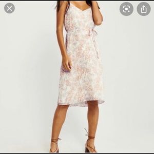 Abercrombie Pleated Midi Dress